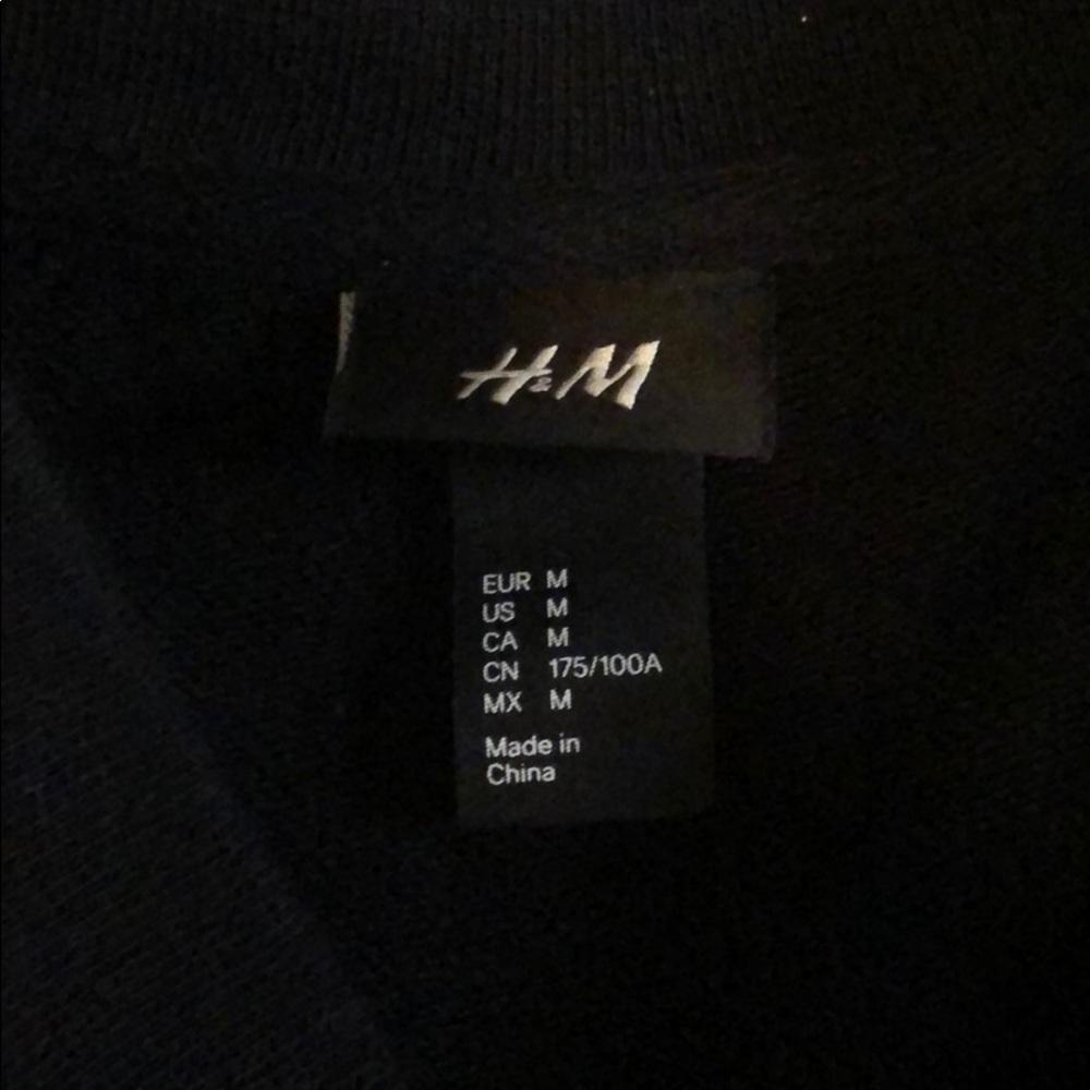 Two zip up jackets - Picture 5 of 7
